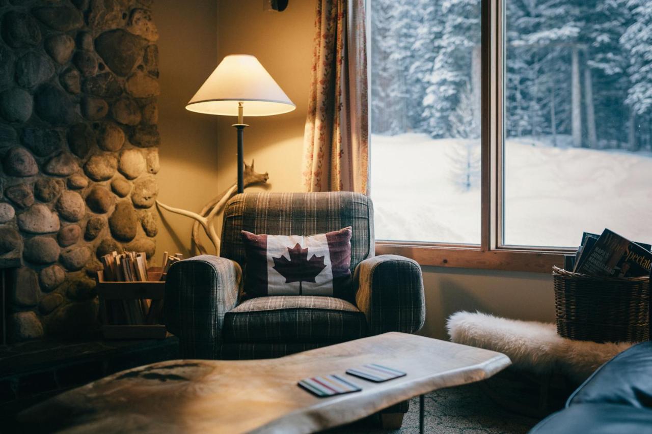 Lodge Mount Engadine *